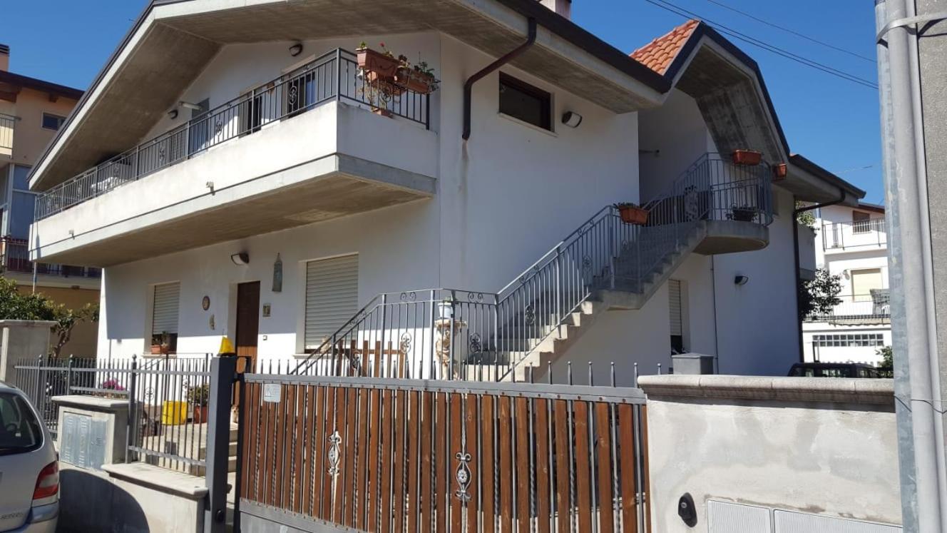 La Casa Di Cindy Villa Montesilvano Marina Dış mekan fotoğraf
